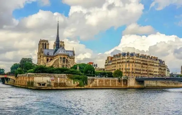 法國(guó)公司注冊(cè)費(fèi)用要多少？注冊(cè)法國(guó)公司的優(yōu)勢(shì)有哪些？