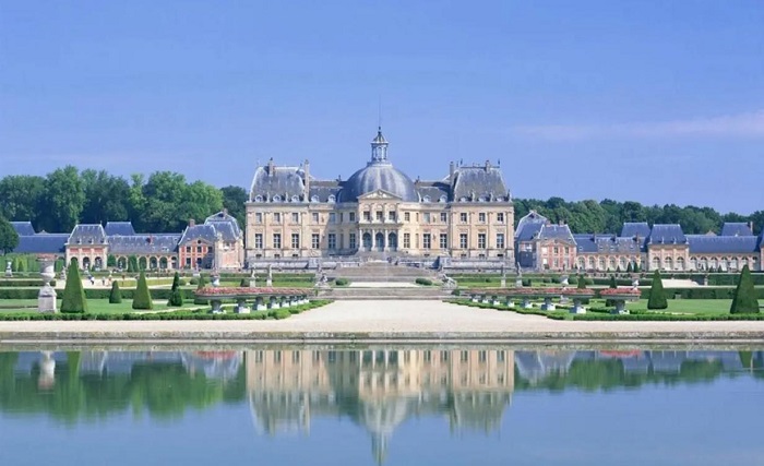 詳述如何注冊(cè)一家法國(guó)公司？有什么優(yōu)勢(shì)？